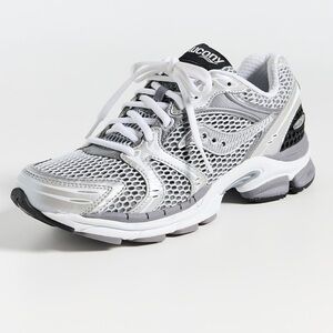 Progrid Triumph 4 Unisex Sneakers